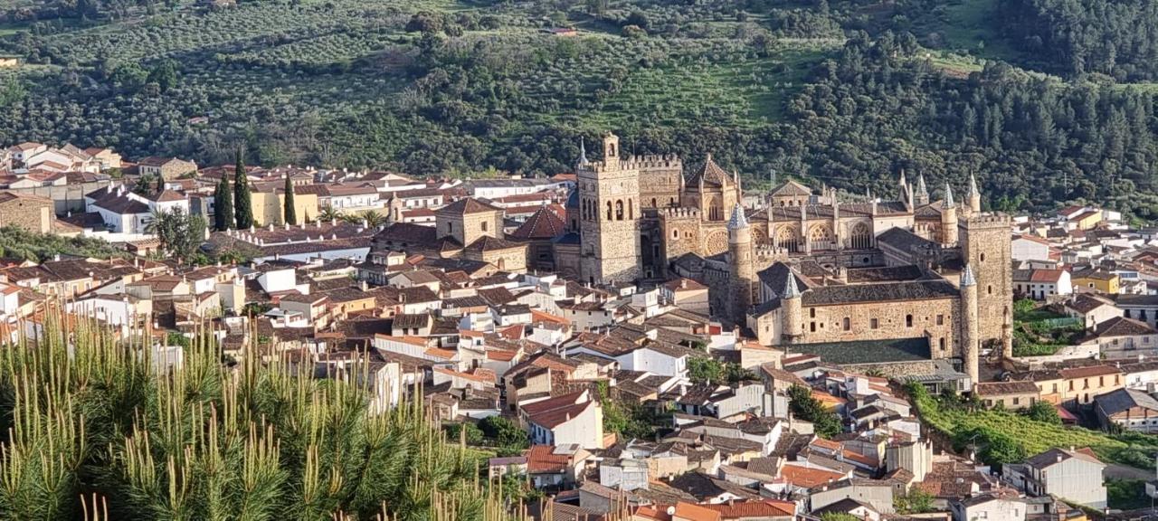 גואדלופה Apartamento Turistico "El Rincon De La Pernila" מראה חיצוני תמונה