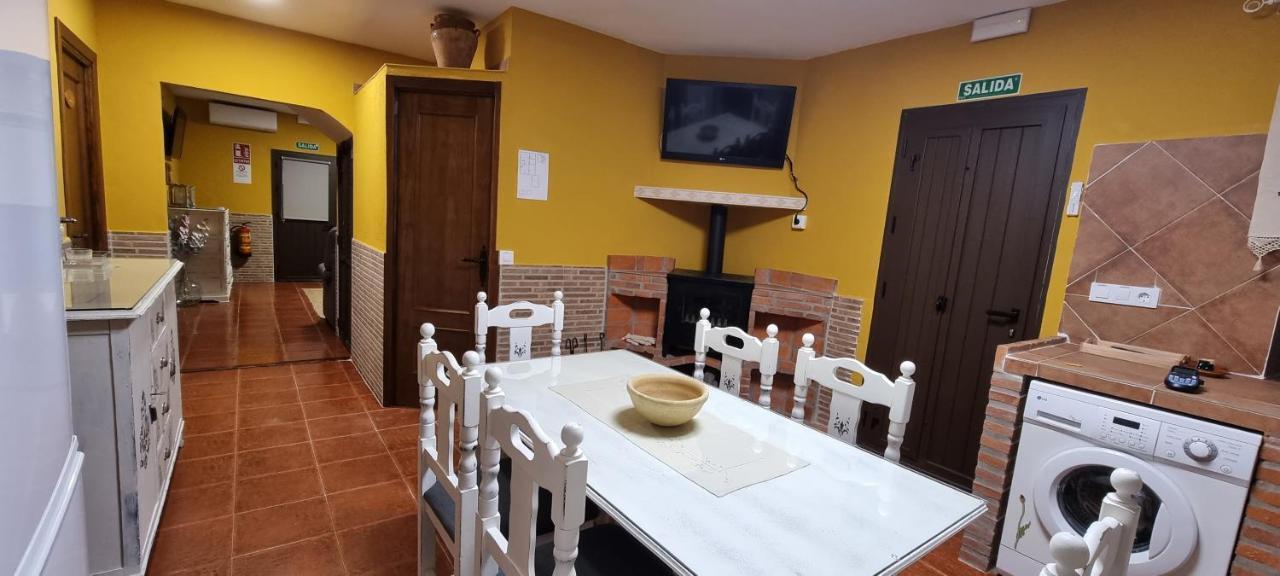 גואדלופה Apartamento Turistico "El Rincon De La Pernila" מראה חיצוני תמונה