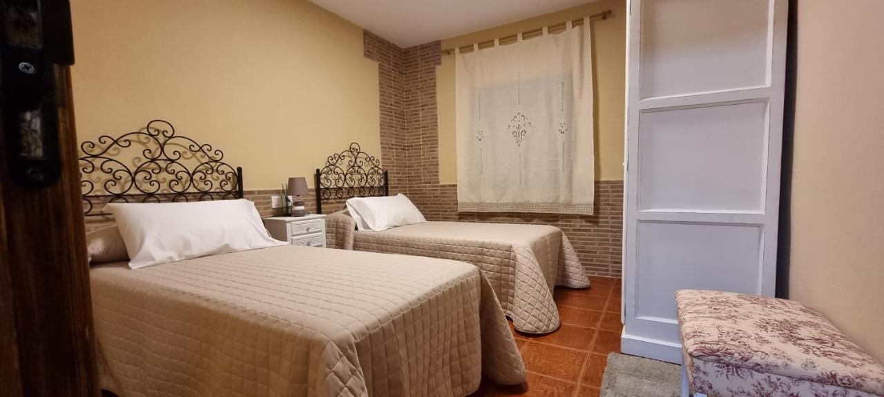 גואדלופה Apartamento Turistico "El Rincon De La Pernila" מראה חיצוני תמונה