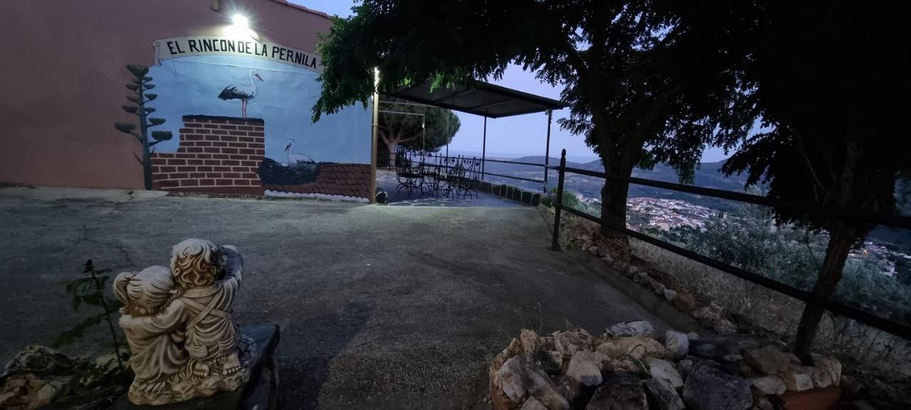 גואדלופה Apartamento Turistico "El Rincon De La Pernila" מראה חיצוני תמונה