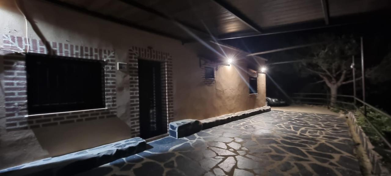 גואדלופה Apartamento Turistico "El Rincon De La Pernila" מראה חיצוני תמונה