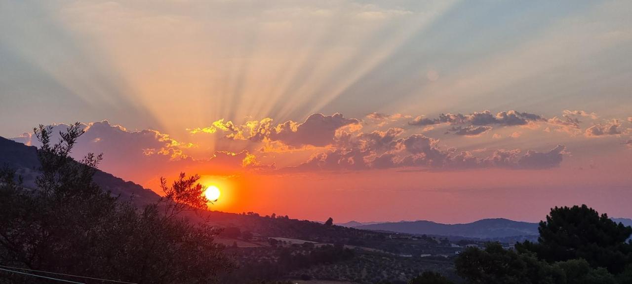 גואדלופה Apartamento Turistico "El Rincon De La Pernila" מראה חיצוני תמונה