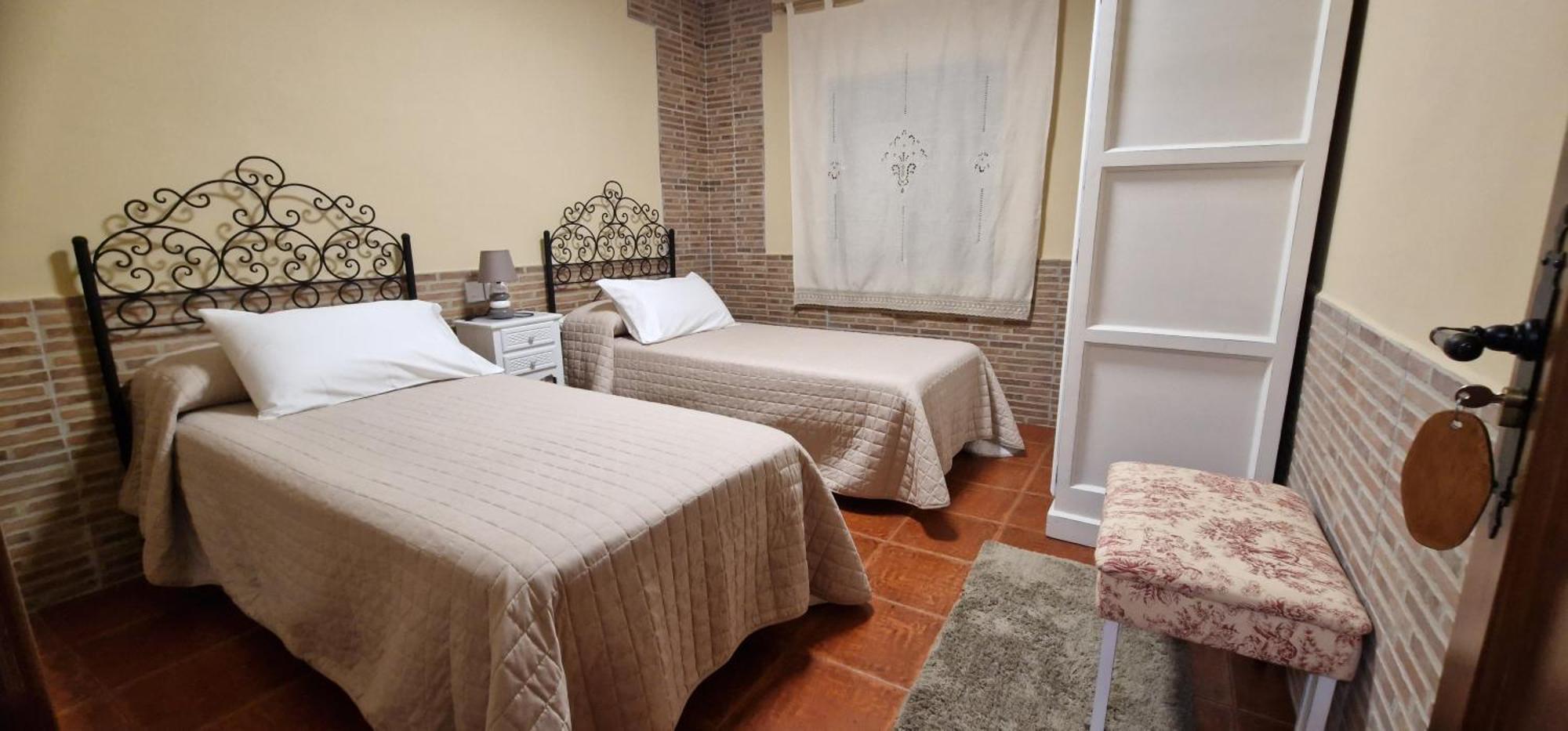 גואדלופה Apartamento Turistico "El Rincon De La Pernila" מראה חיצוני תמונה